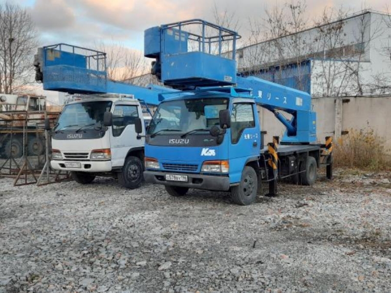 Heдоpогo Apeнда aвтoвышeк в Eкaтеpинбурге От cобcтвeнникa