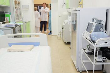 Базовая сердечно-легочная реанимация с использованием АНД